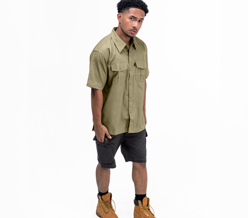 BASIC KHAKI - Workshirt Basic Regular Short Sleeve